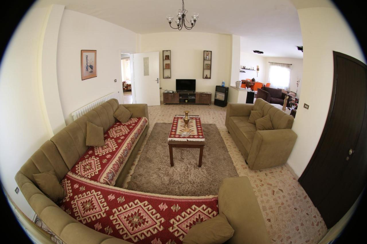 Alice & Andrew Apt. Few Steps To Madaba Old City Center المظهر الخارجي الصورة
