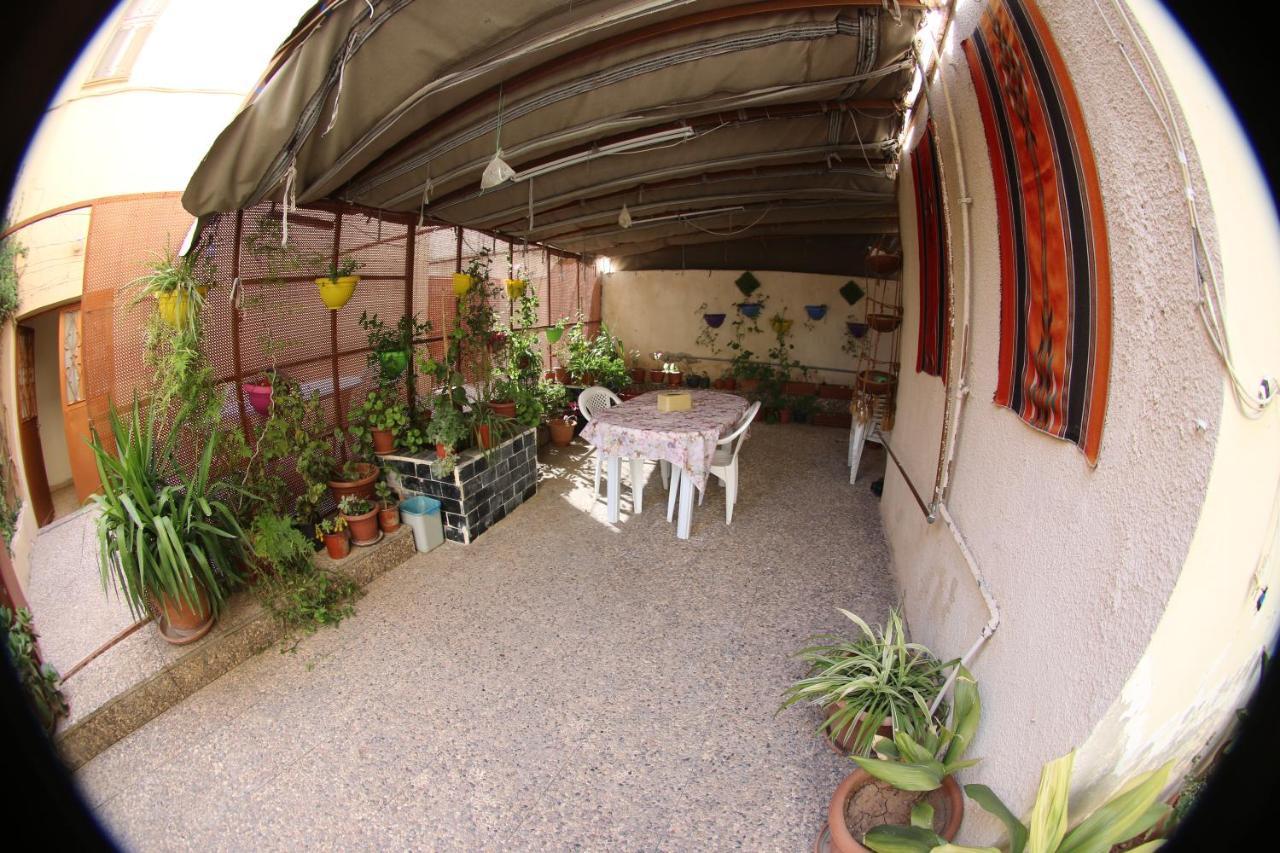 Alice & Andrew Apt. Few Steps To Madaba Old City Center المظهر الخارجي الصورة